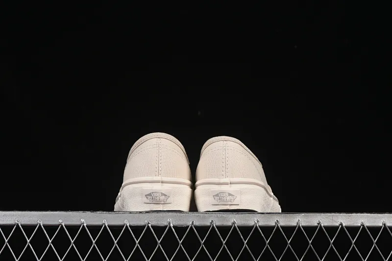 All categories Vans Vans series Vans Low Vans low-top Vans Authentic Vans low-top casual skateboard shoes VN000BW5CCZ